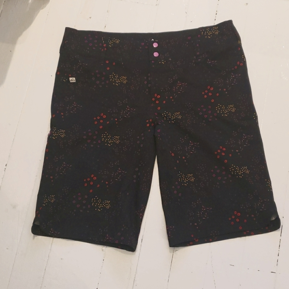 Wild Rye Mountain bike shorts